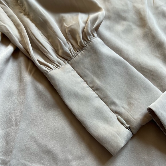 h&m golden blouse with bell sleeves size xs, fits more like a small - NWOT - Picture 2 of 8